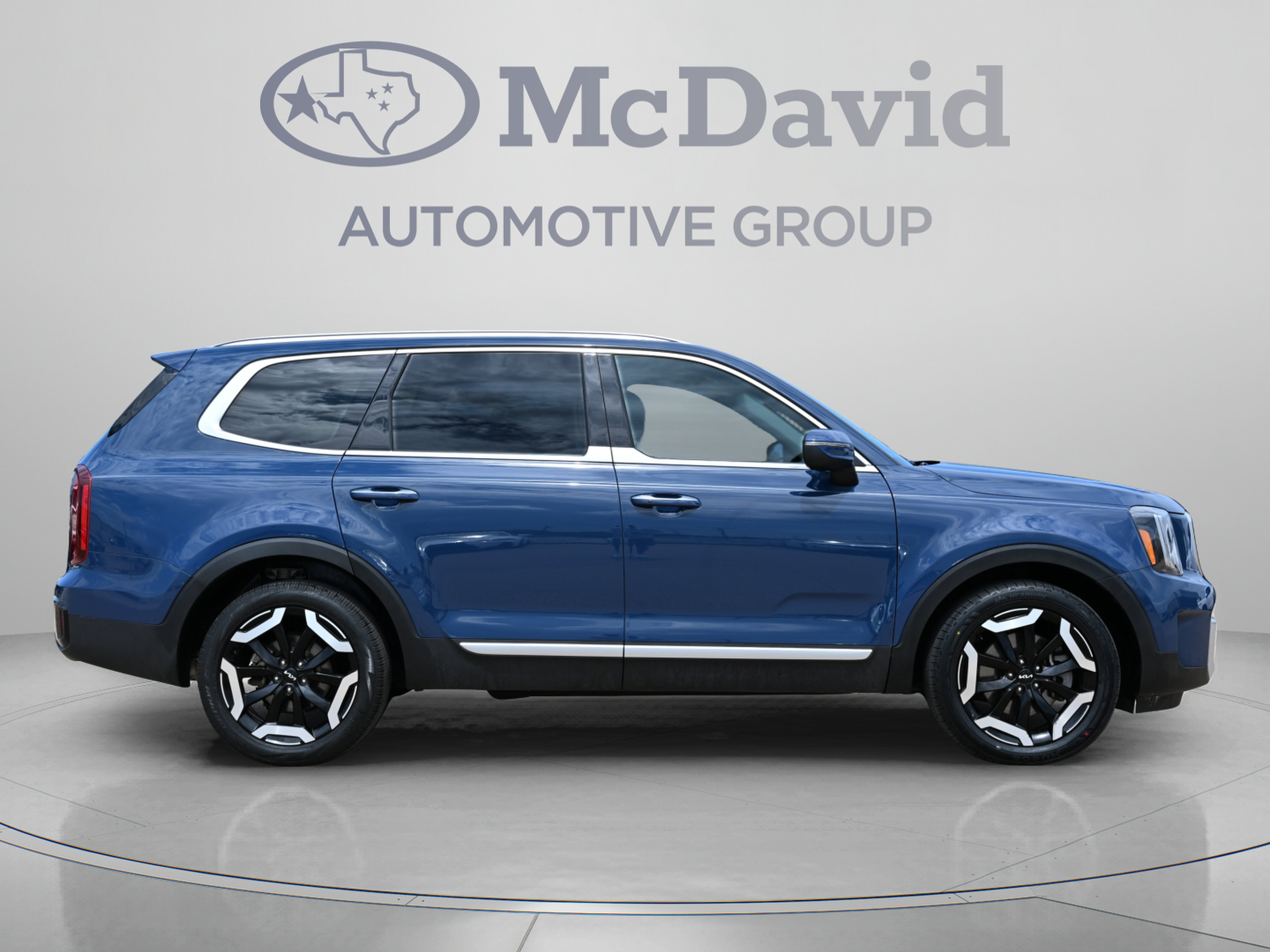 Used 2025 Kia Telluride S AWD/4WD image 7
