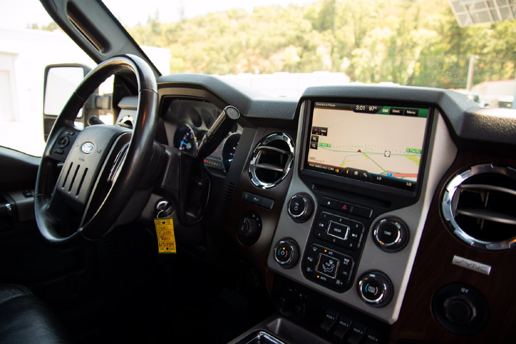 Used 2016 Ford F250 Lariat w/ Lariat Ultimate Package AWD/4WD image 20