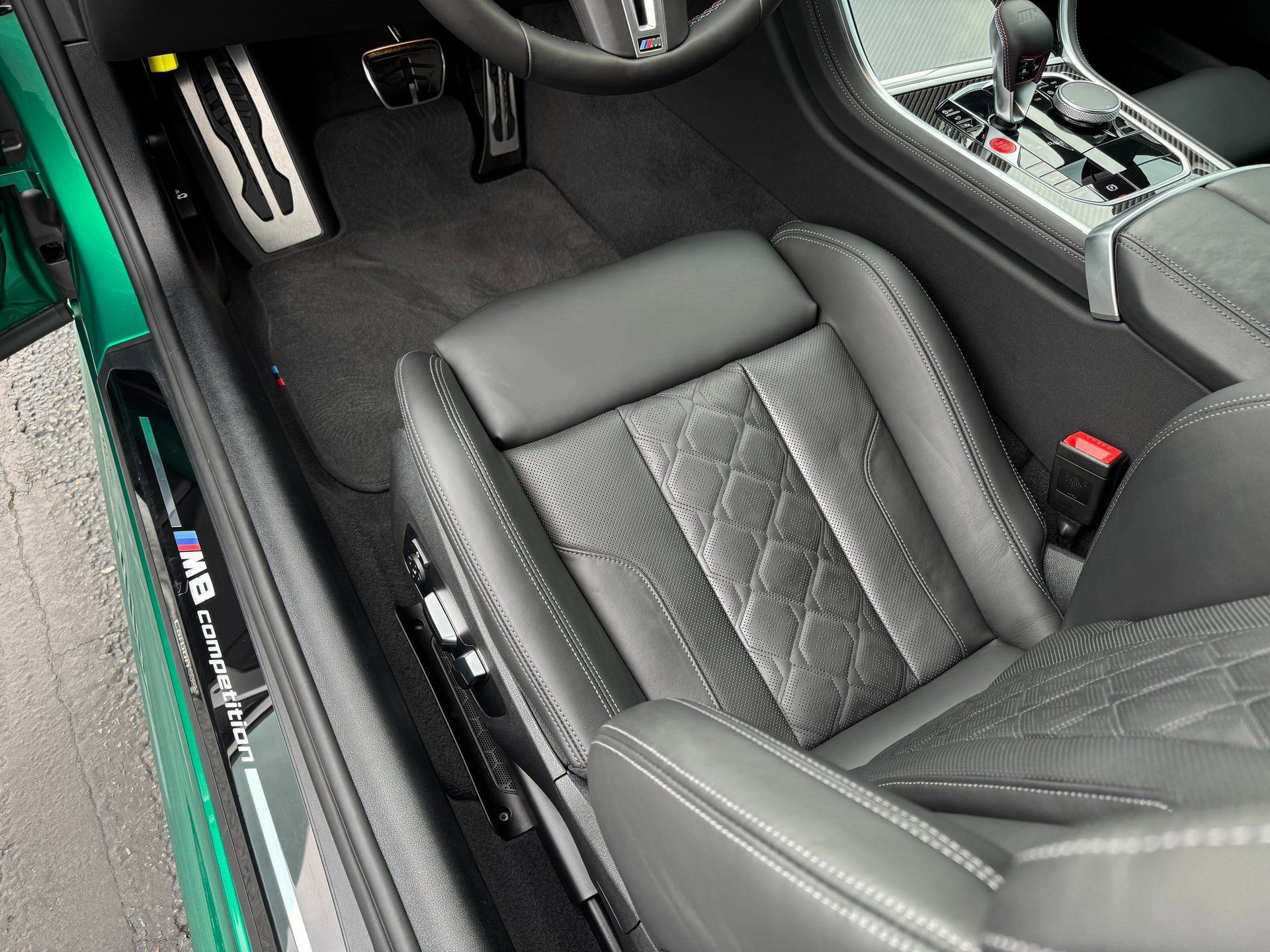 Used 2024 BMW M8 Competition image 40