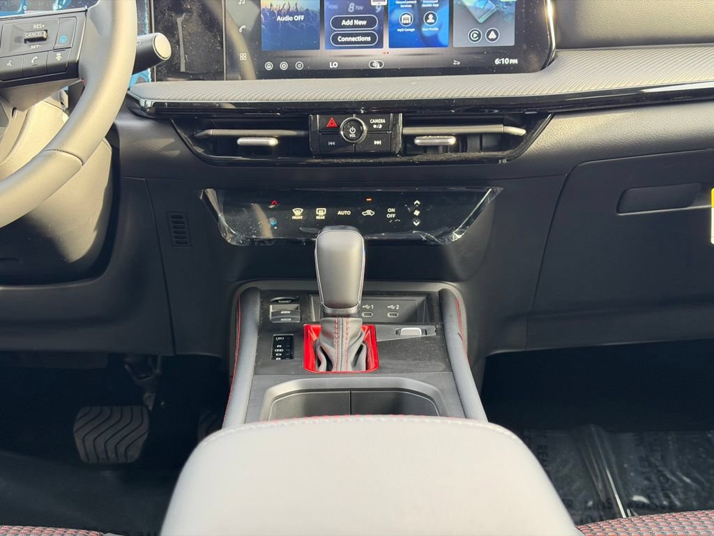 New 2026 Nissan Kicks SR w/ Interior Electronics Package FWD image 22