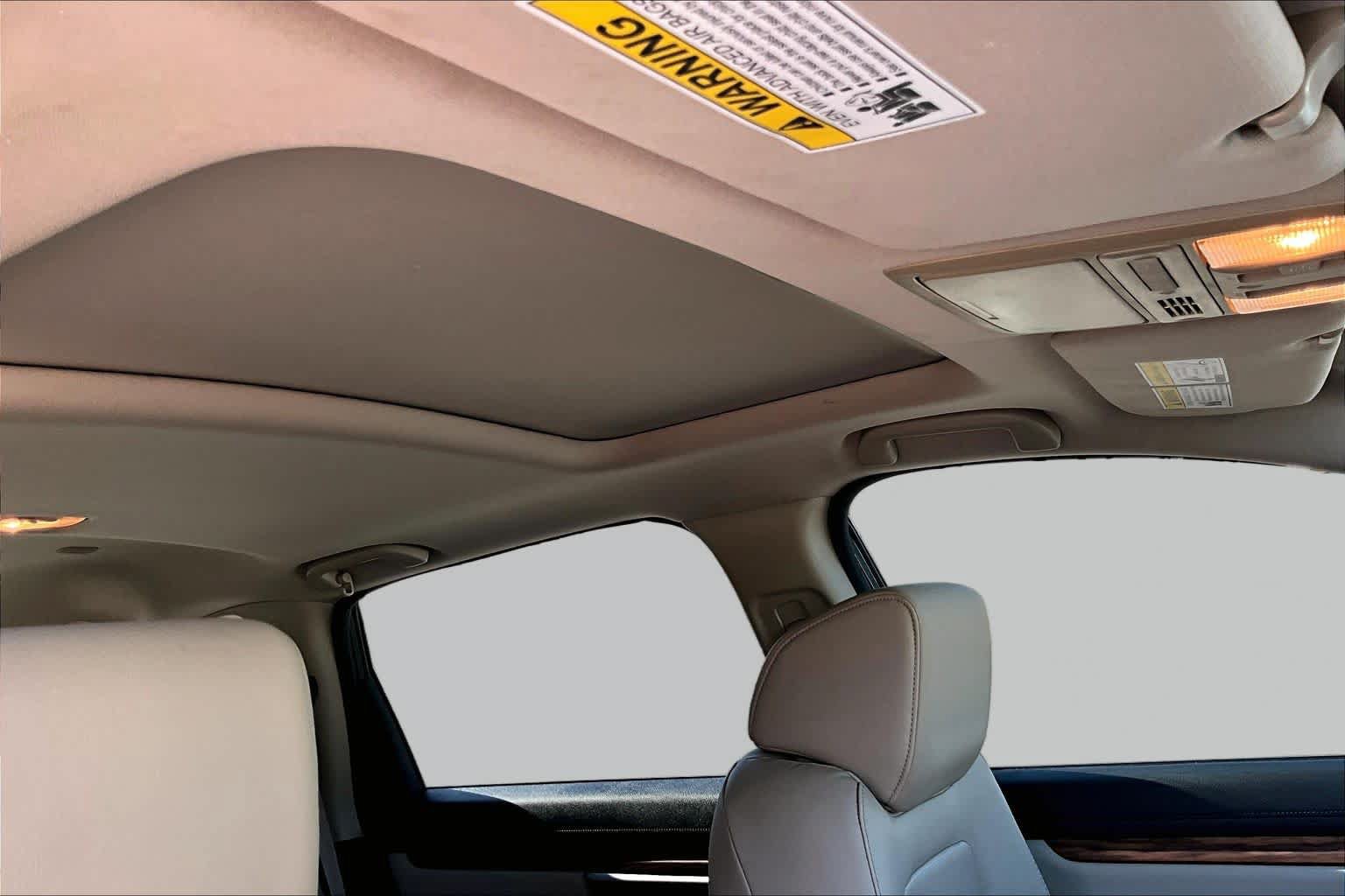Used 2018 Honda CR-V Touring image 13