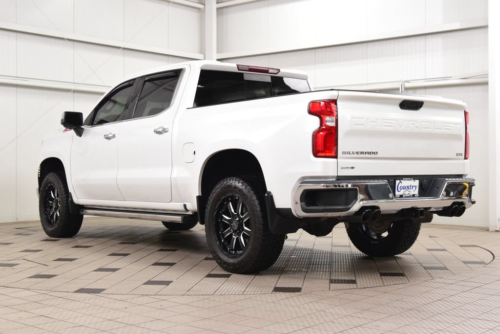 Used 2022 Chevrolet Silverado 1500 LTZ AWD/4WD image 6