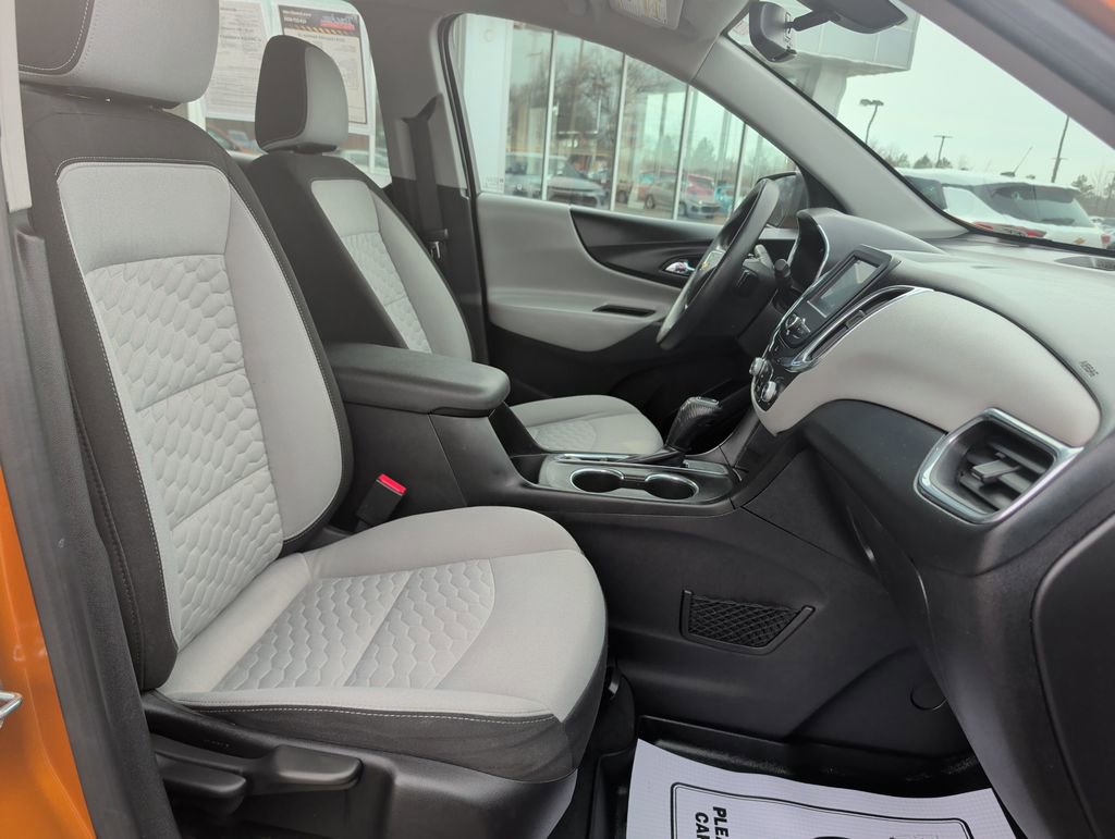 Used 2018 Chevrolet Equinox LS image 21
