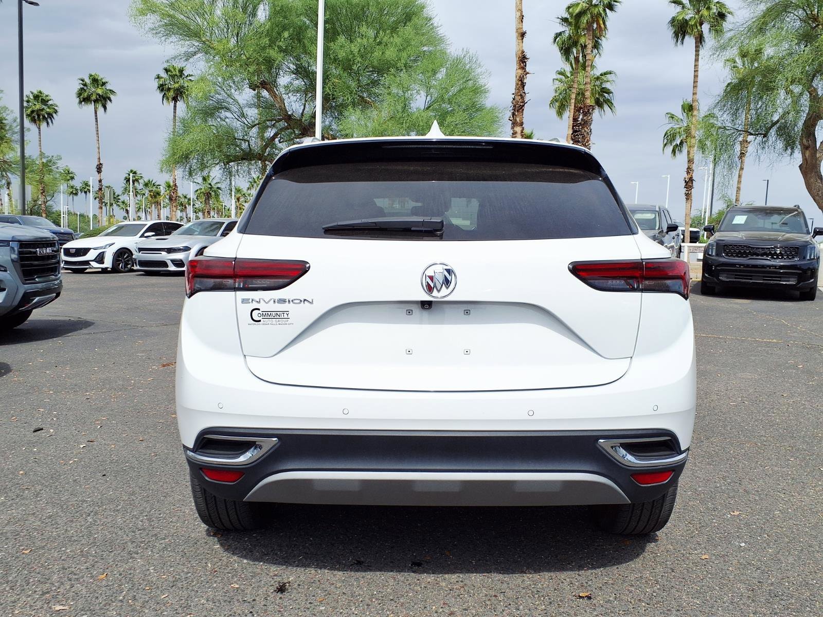 Used 2023 Buick Envision Preferred image 6