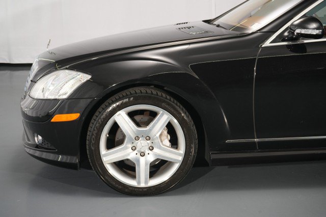Used 2007 Mercedes-Benz S 550 image 3