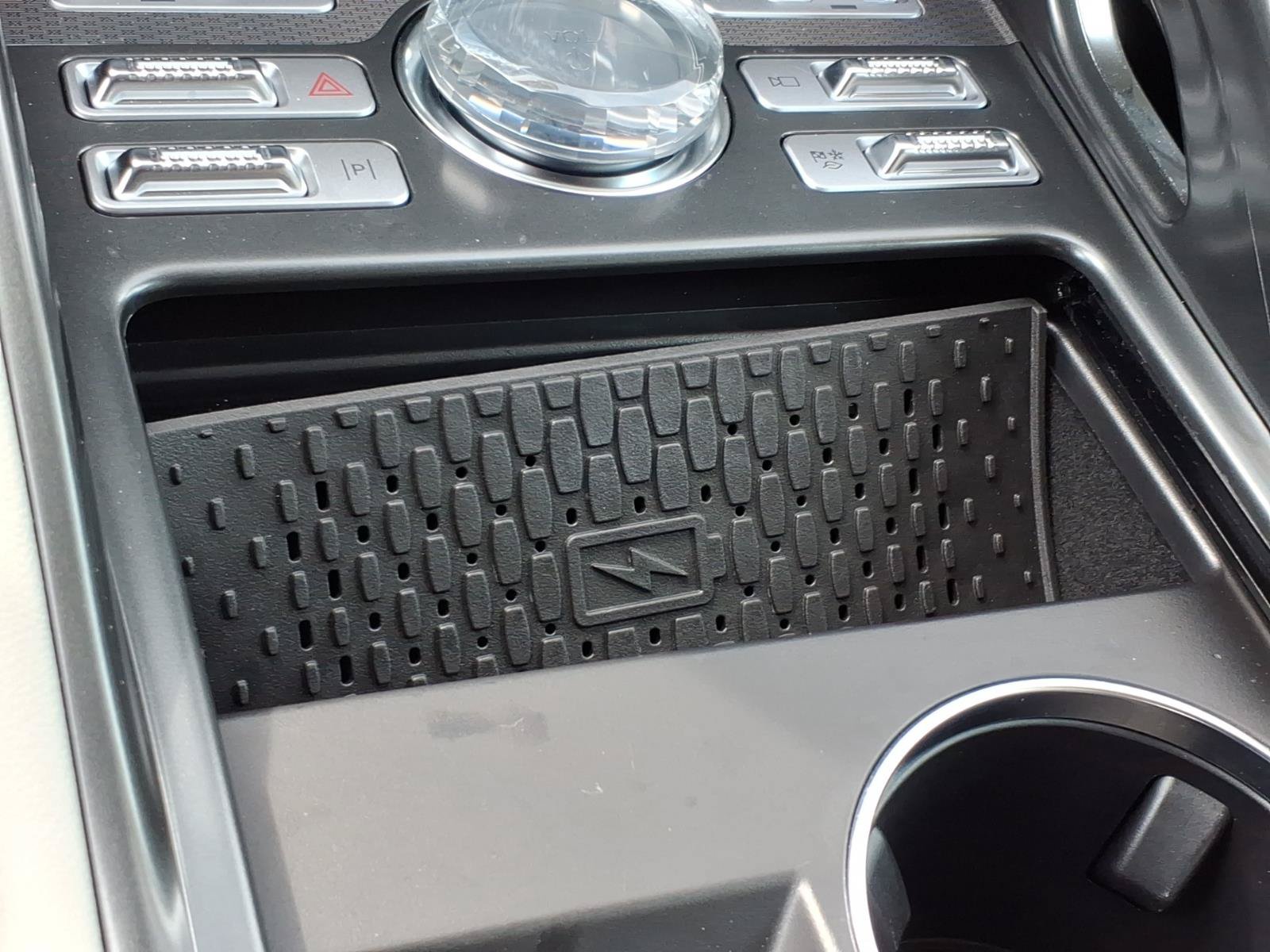 Used 2026 Lincoln Nautilus Premier AWD/4WD image 21