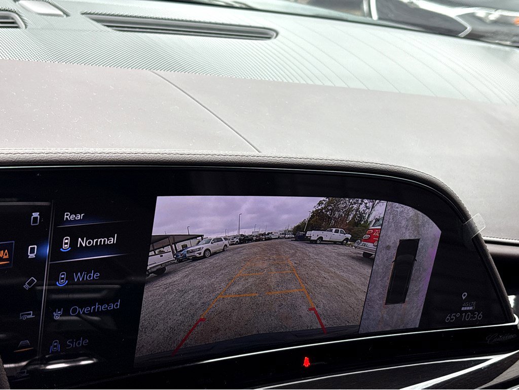 Certified 2024 Cadillac Escalade ESV Sport Platinum w/ LPO, ONYX Package image 11