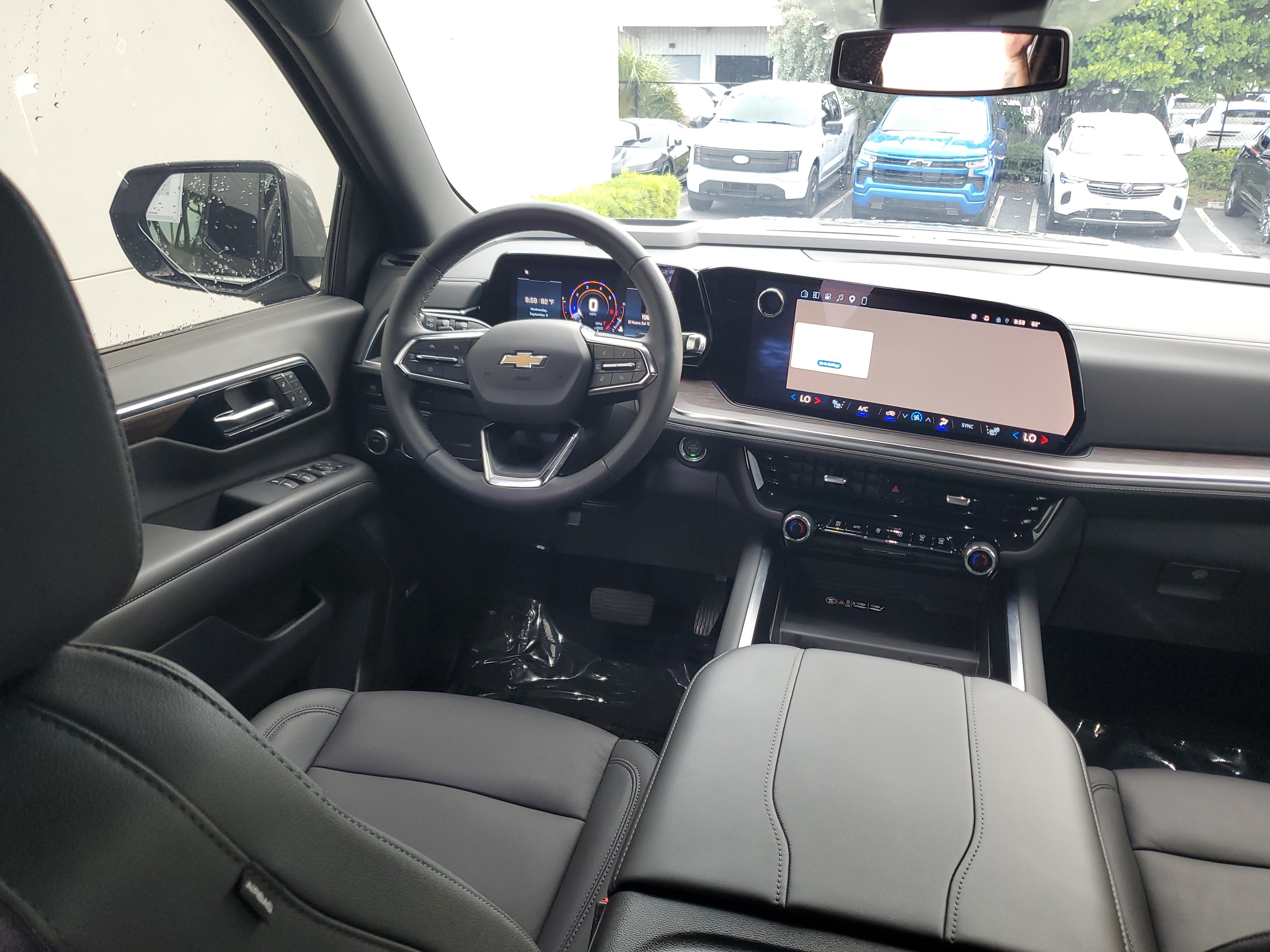 Used 2026 Chevrolet Tahoe LT w/ Comfort Package RWD image 16