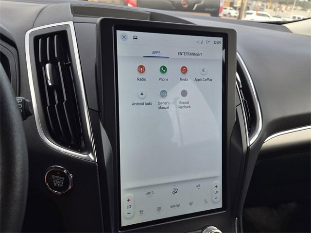 Used 2024 Ford Edge Titanium image 36