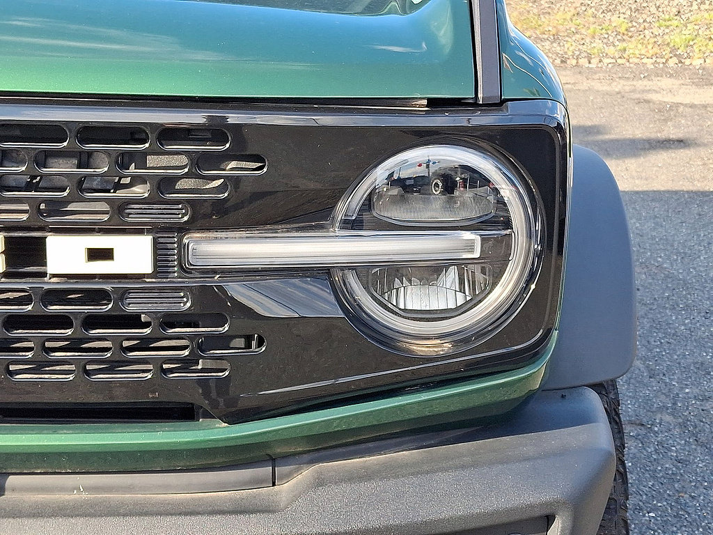 Certified 2022 Ford Bronco Outer Banks w/ Sasquatch Package AWD/4WD image 34