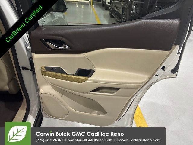 Certified 2017 GMC Acadia Denali w/ Technology Package AWD/4WD image 32