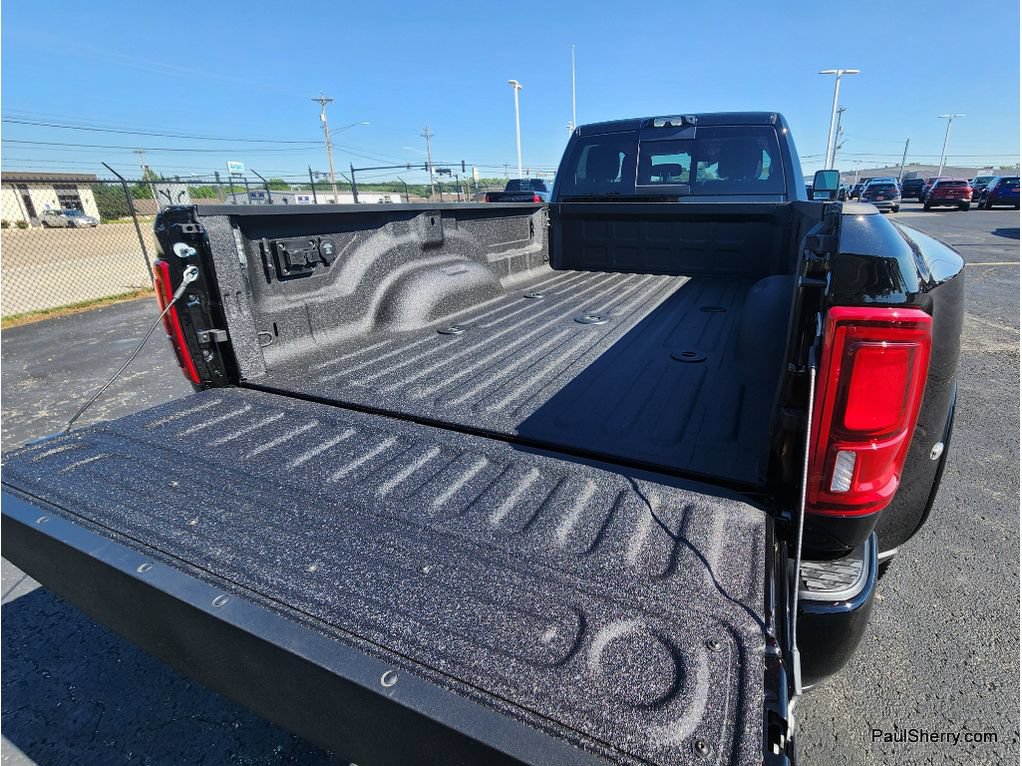 New 2026 RAM 3500 Longhorn AWD/4WD image 14