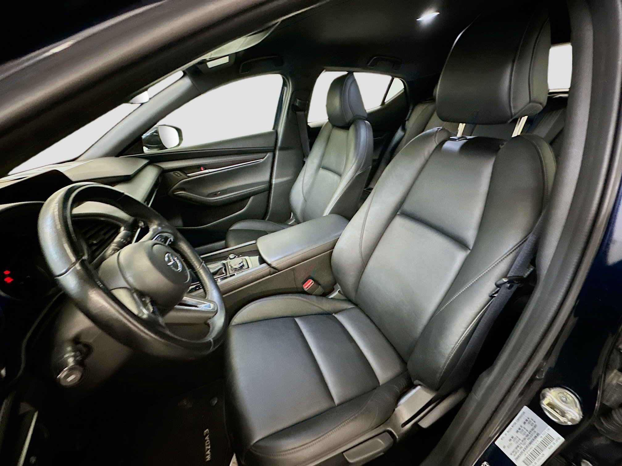 Used 2024 MAZDA MAZDA3 s image 13