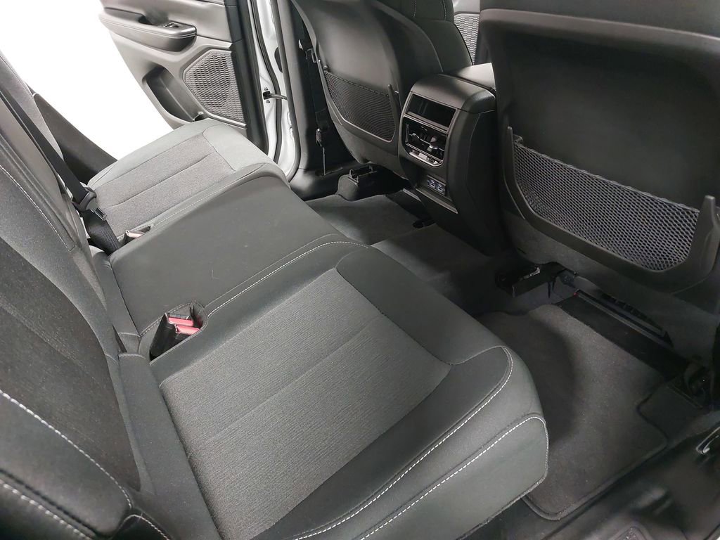 Used 2023 Jeep Grand Cherokee Laredo image 11