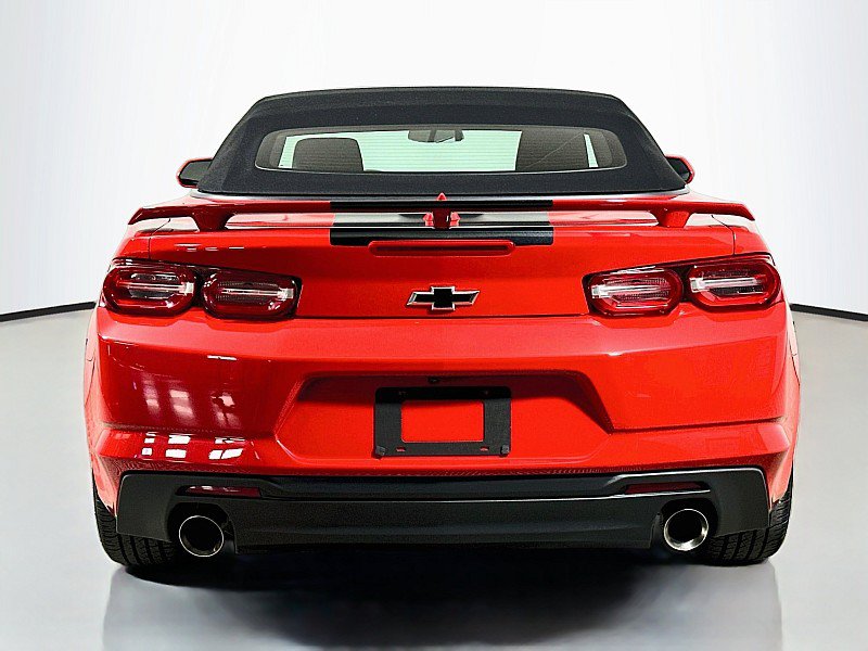 Used 2022 Chevrolet Camaro LT RWD image 6