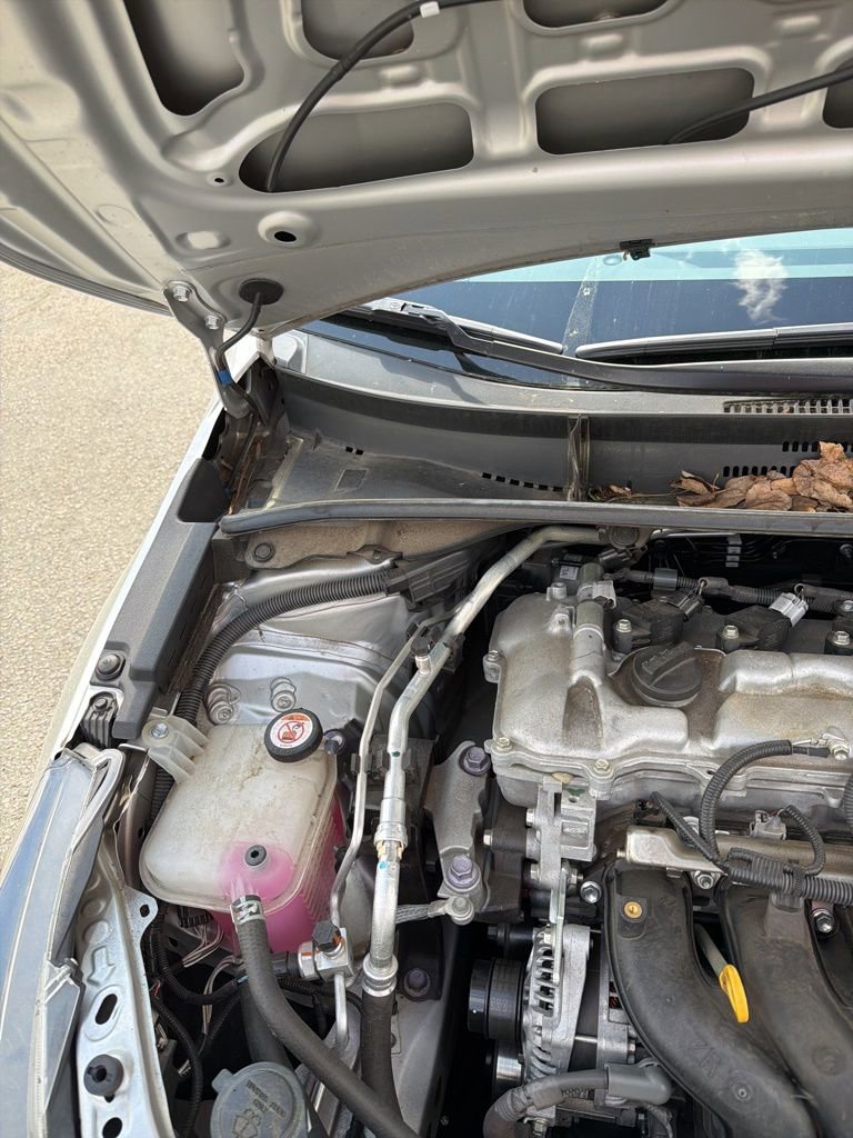 Used 2021 Toyota Corolla LE image 50