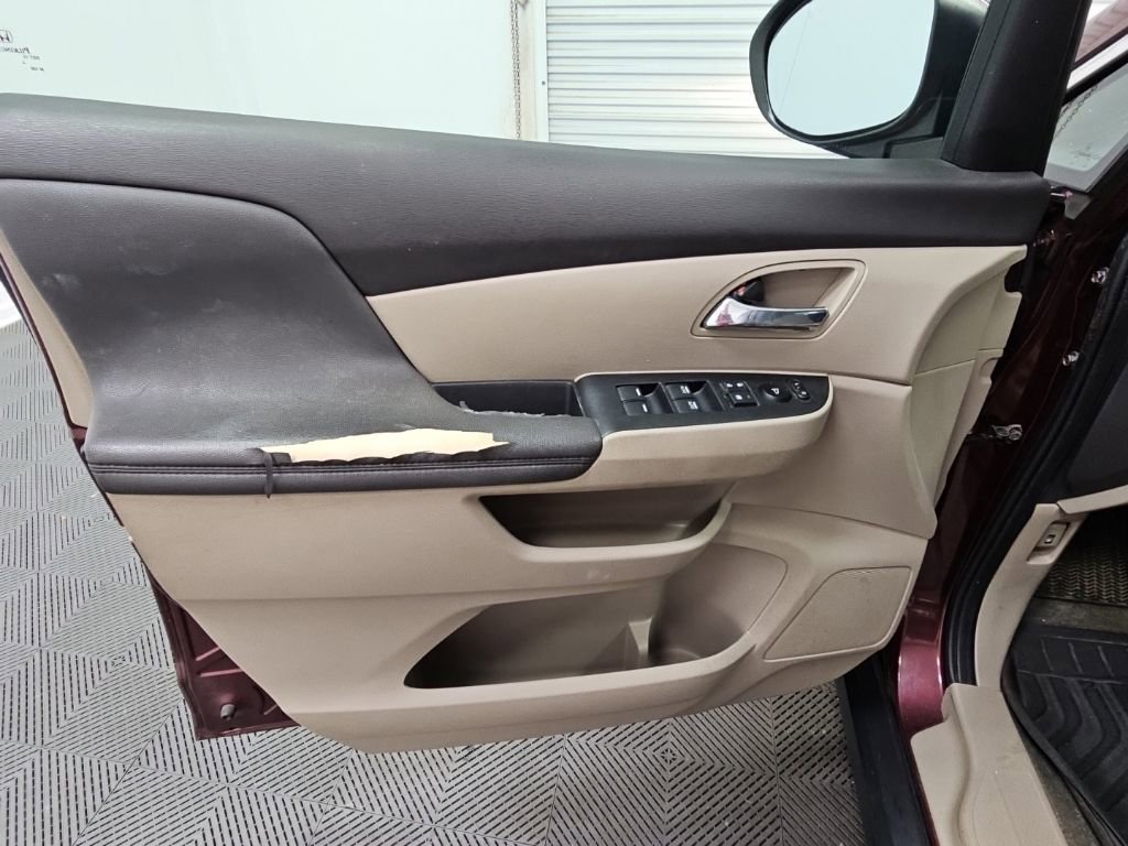 Used 2016 Honda Odyssey EX-L image 25