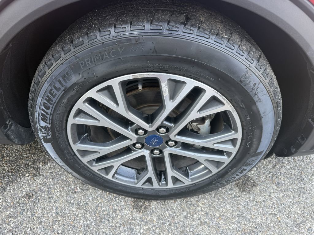 Used 2020 Ford Escape SEL image 22