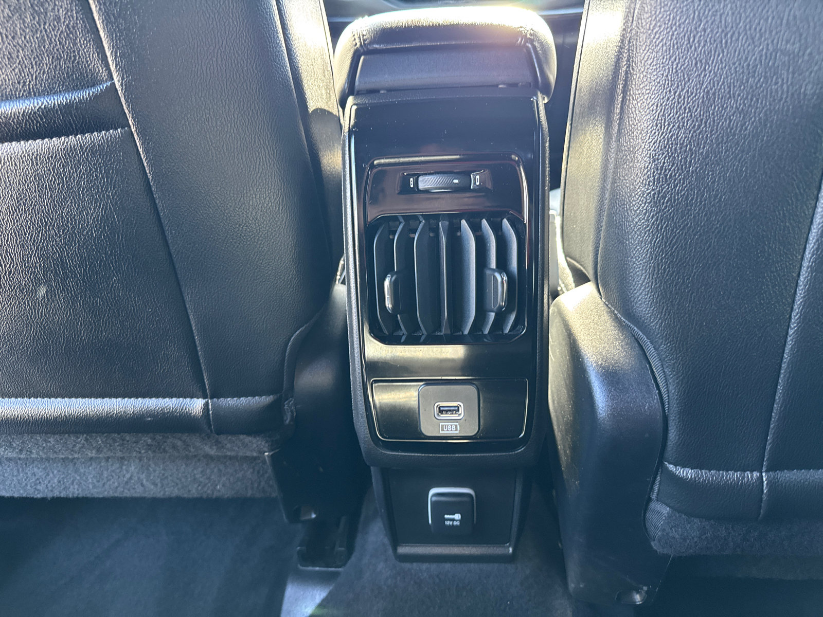 Used 2023 Jeep Compass Altitude AWD/4WD image 7
