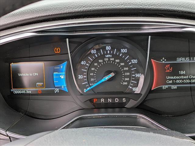 Used 2017 Ford Fusion SE w/ Equipment Group 201A FWD image 9