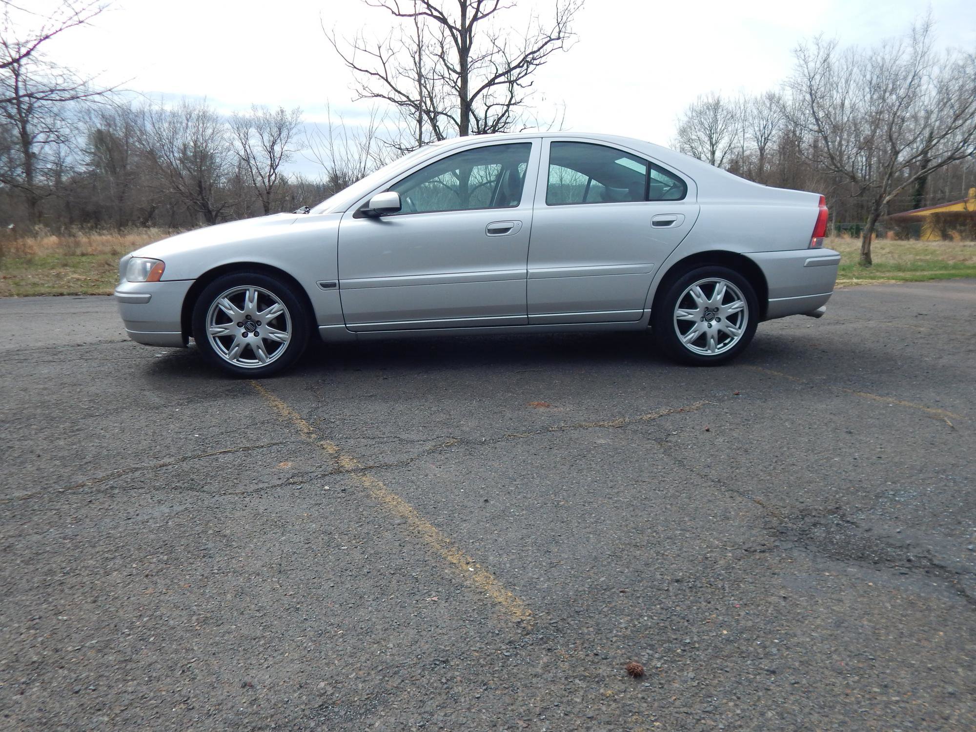 Used 2006 Volvo S60 2.5T image 2