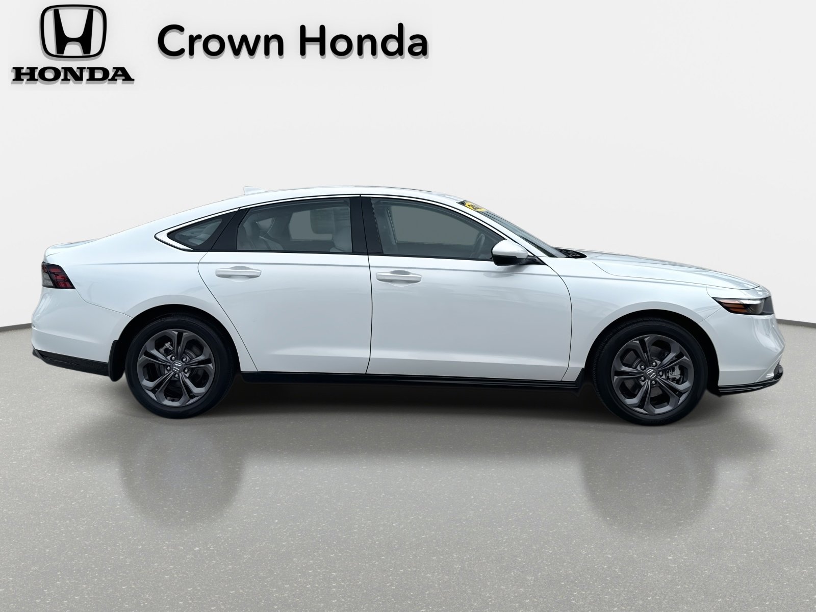 Used 2025 Honda Accord EX-L image 6