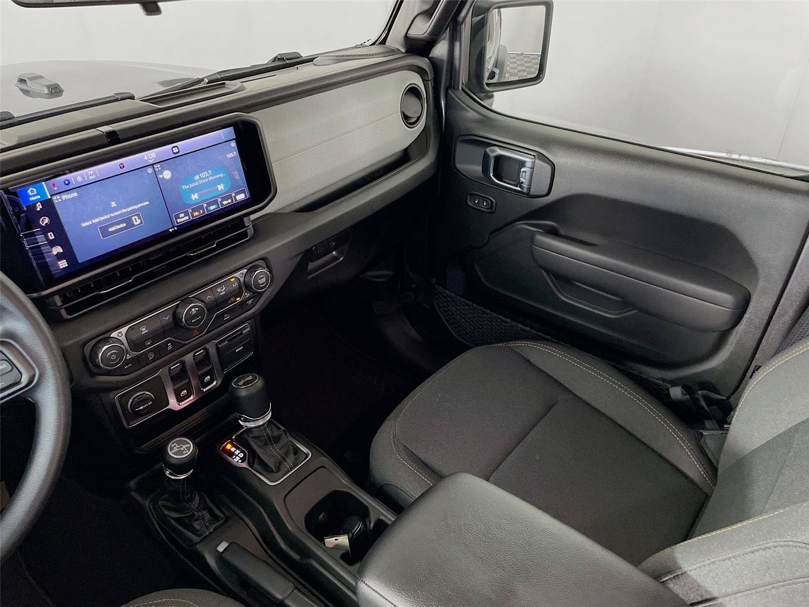 Used 2026 Jeep Wrangler Sport AWD/4WD image 26