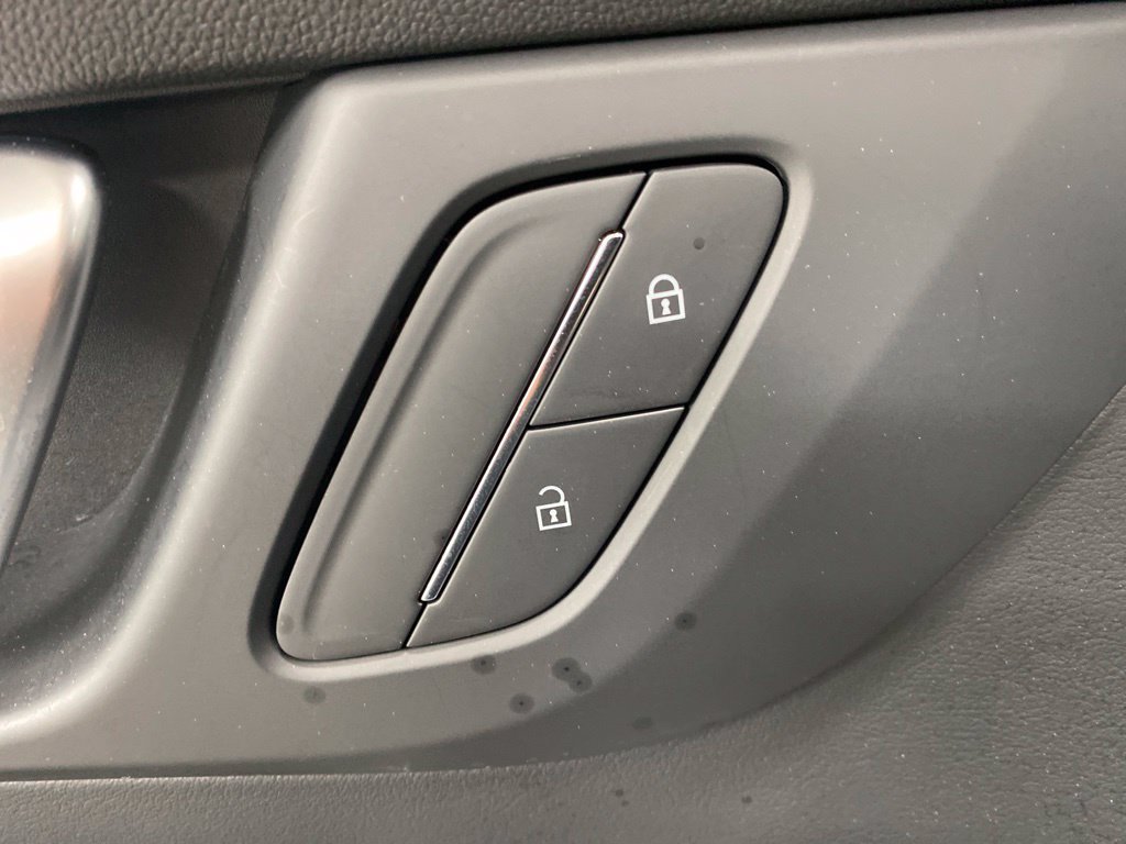 Certified 2026 Buick Enclave Sport Touring AWD/4WD image 30
