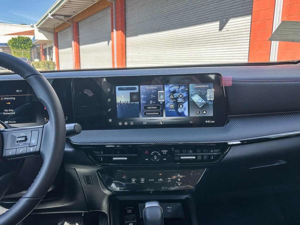 New 2026 Nissan Kicks SR FWD image 16