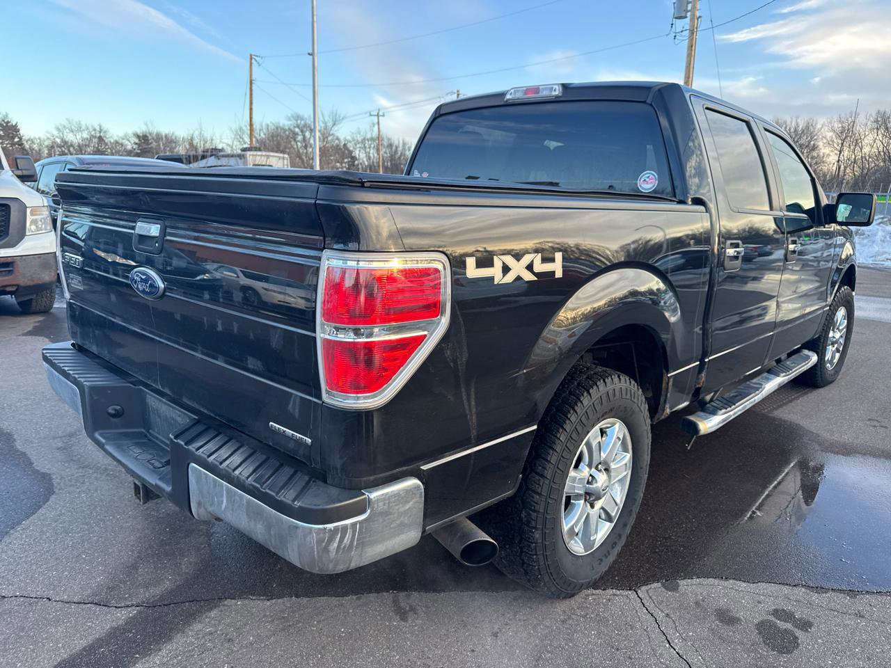 Used 2014 Ford F150 XLT w/ XLT Chrome Package image 5