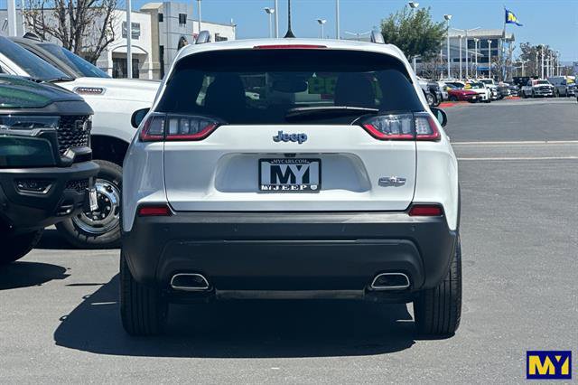 Used 2021 Jeep Cherokee Latitude Lux FWD image 5
