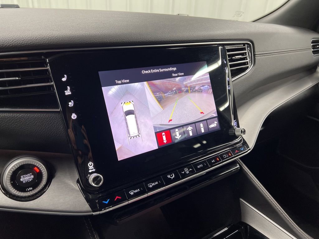 Used 2025 Jeep Wagoneer 4WD w/ Convenience Group I image 22