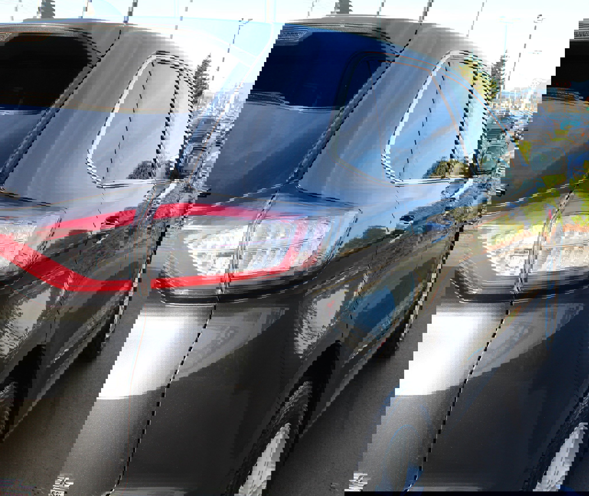 Used 2017 Ford Edge SEL w/ Equipment Group 201A image 17