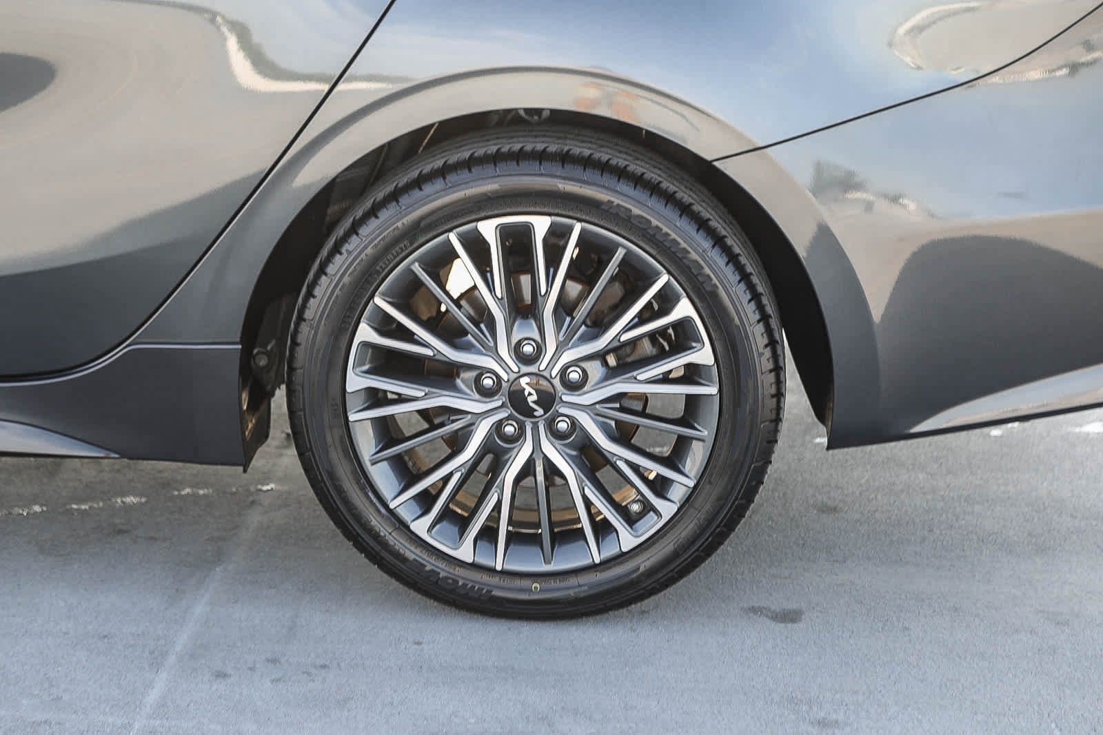 Used 2023 Kia Forte GT-Line w/ GT-Line Technology Package image 11