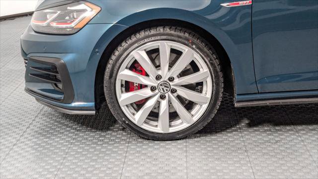 Used 2018 Volkswagen GTI SE image 38