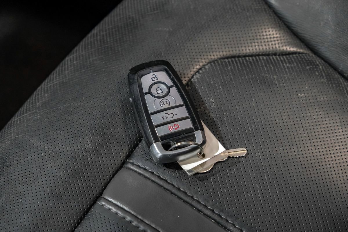 Used 2017 Ford F350 Platinum w/ Platinum Ultimate Package image 66