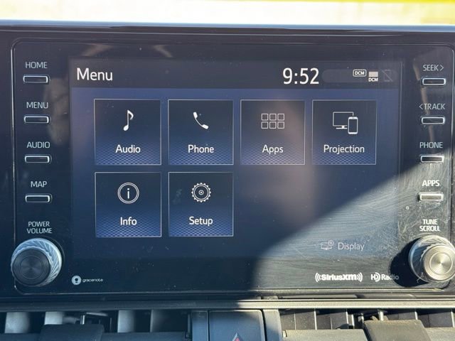 Used 2021 Toyota RAV4 XLE w/ Convenience Package image 3