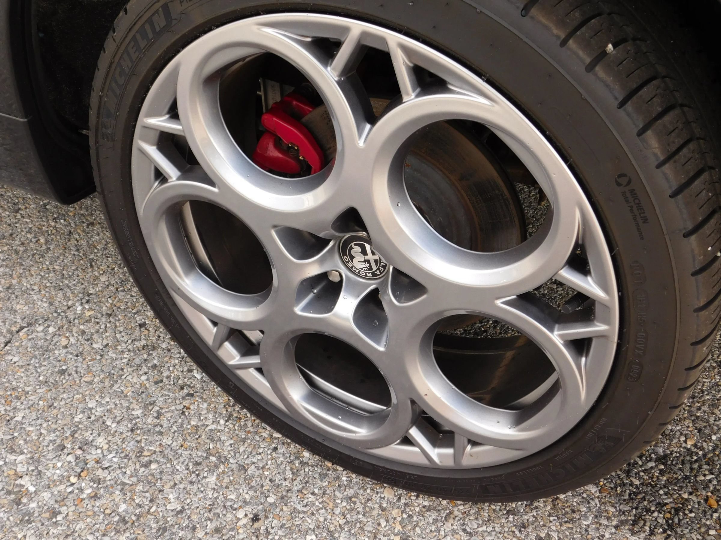 Used 2024 Alfa Romeo Tonale Veloce AWD/4WD image 9