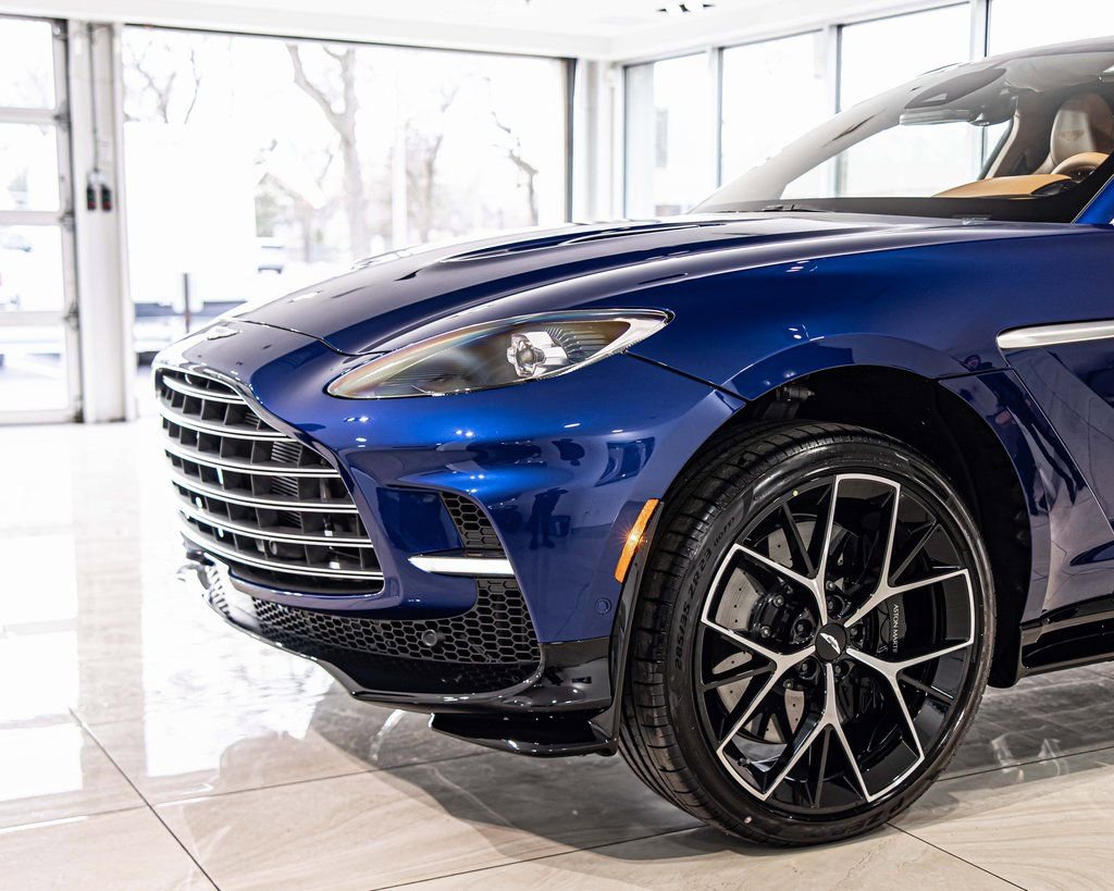 New 2026 Aston Martin DBX 707 AWD/4WD image 4