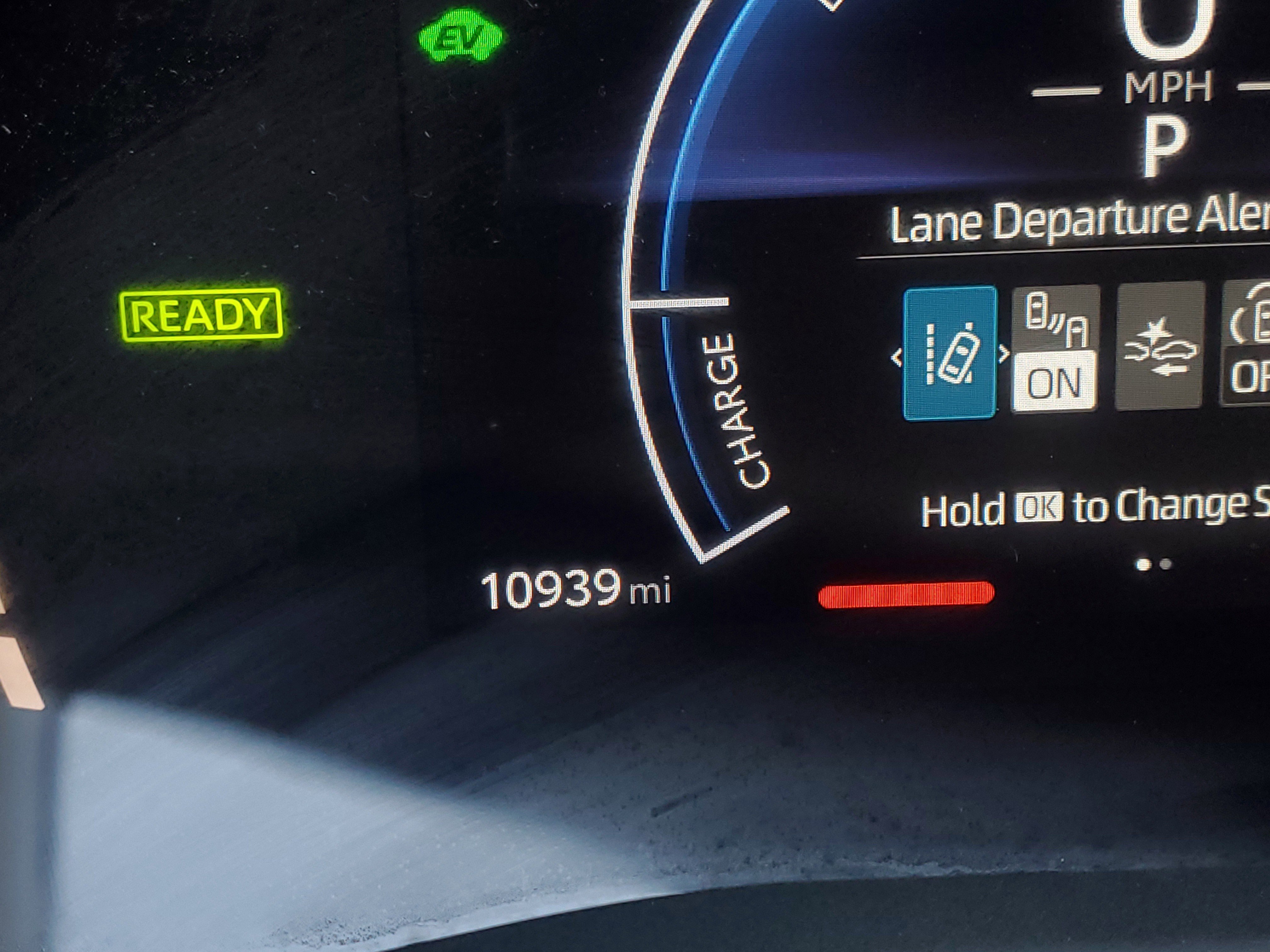 Certified 2025 Toyota Camry LE image 24