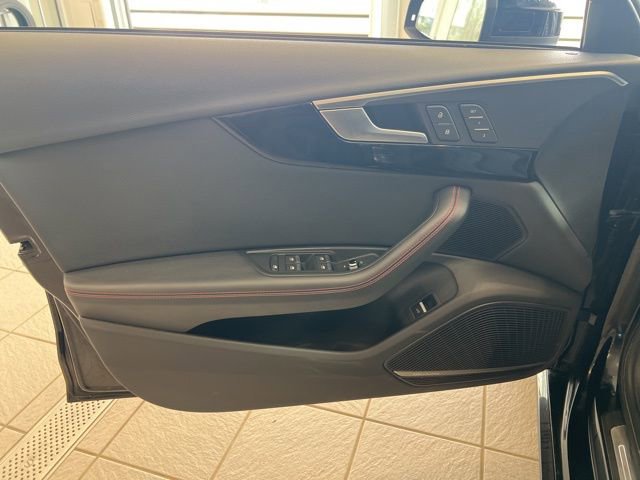 Used 2018 Audi A4 2.0T Premium Plus w/ Premium Plus Package AWD/4WD image 11