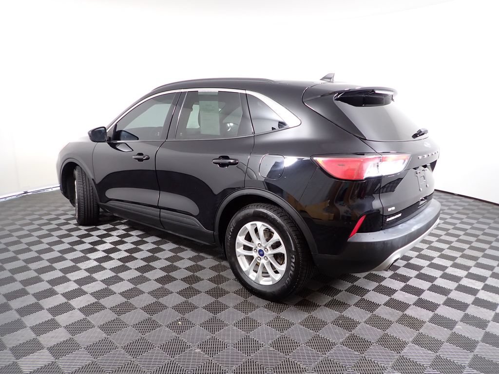 Used 2021 Ford Escape SE w/ Cold Weather Package FWD image 11
