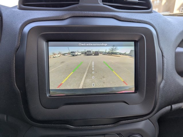 Used 2020 Jeep Renegade Limited image 17