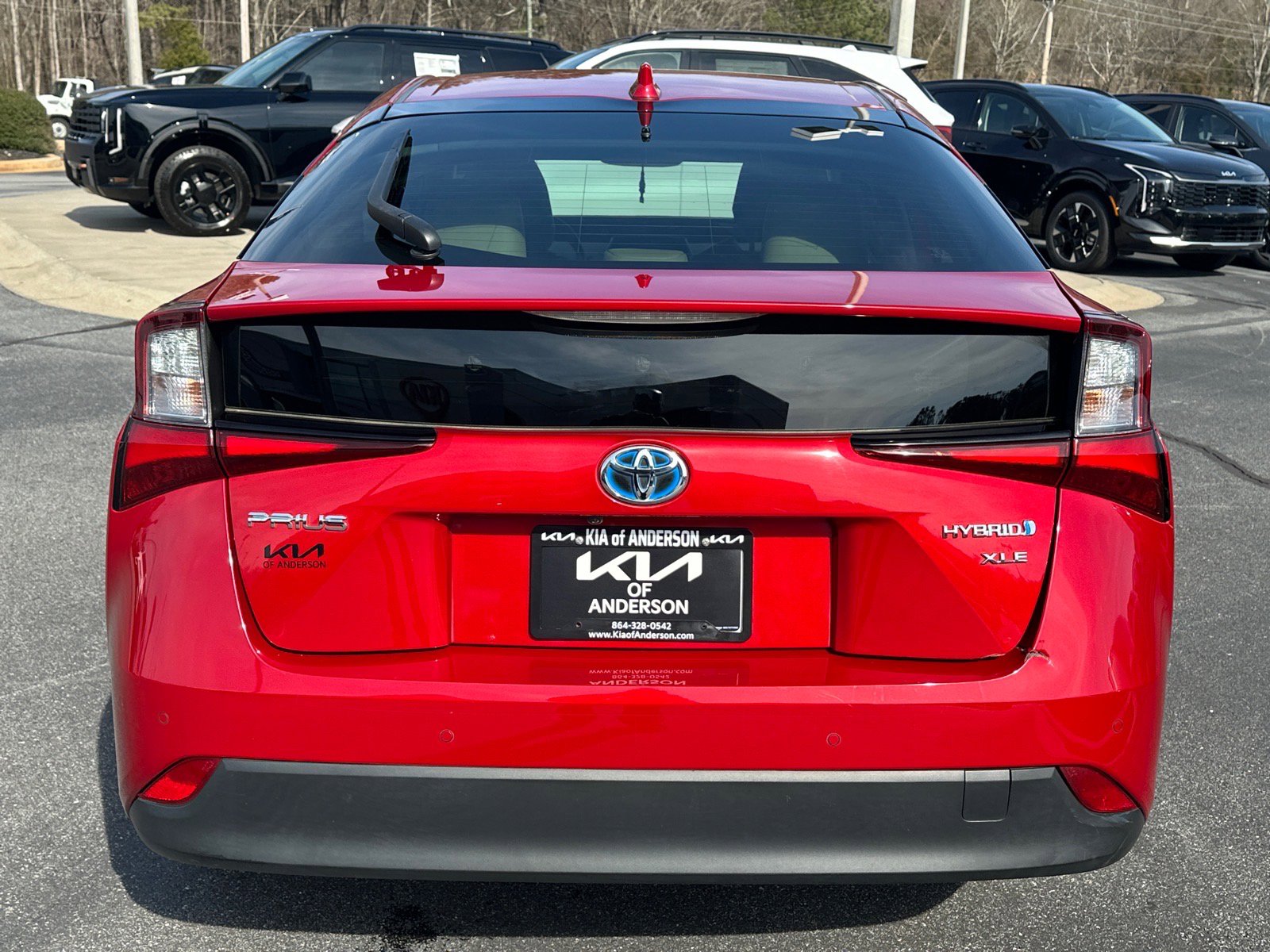 Used 2022 Toyota Prius XLE image 4