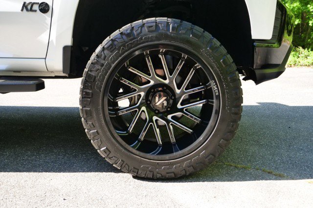 Used 2019 Chevrolet Silverado 1500 LT Trail Boss AWD/4WD image 43