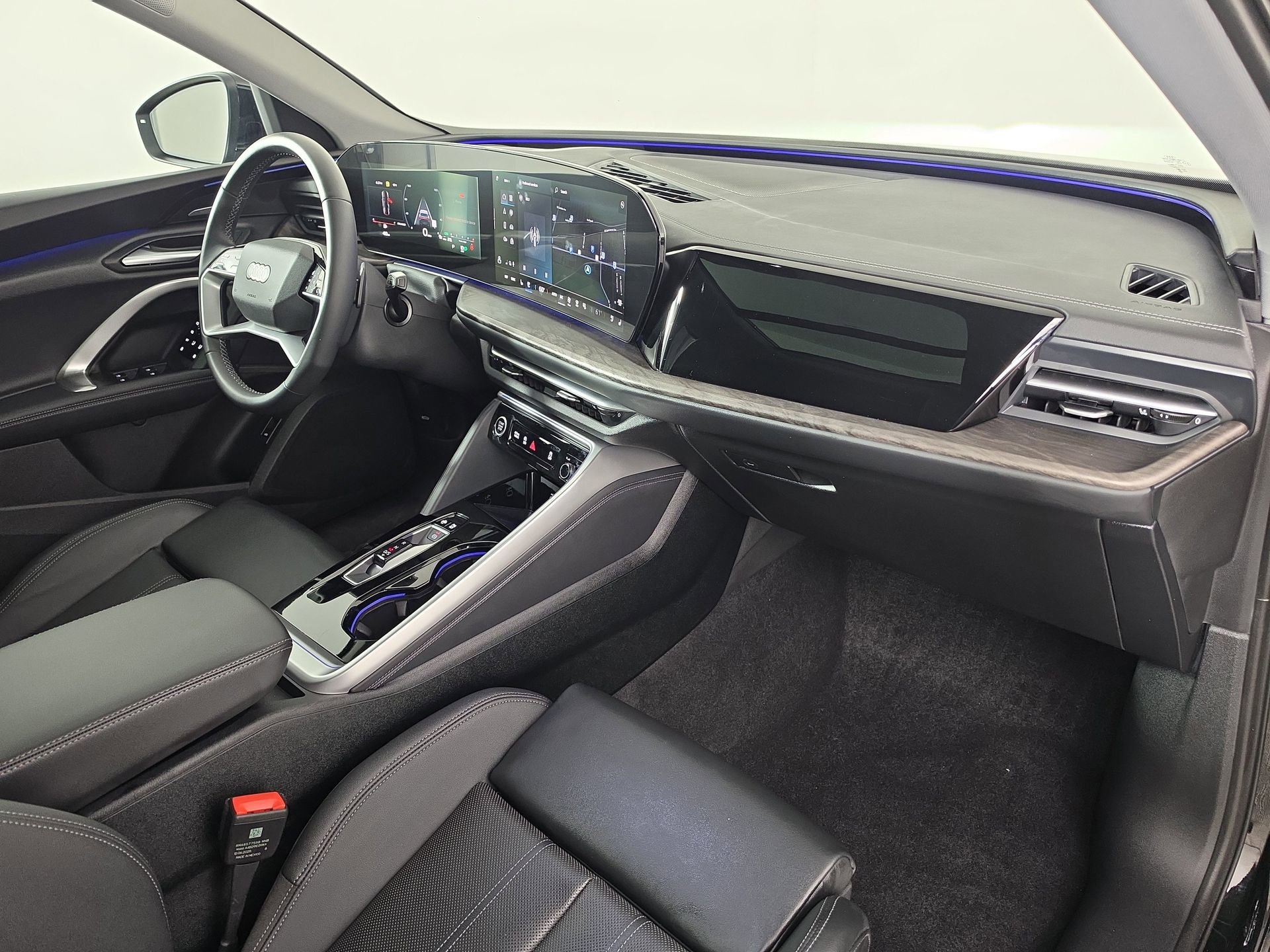 Certified 2025 Audi Q5 Premium Plus AWD/4WD image 46