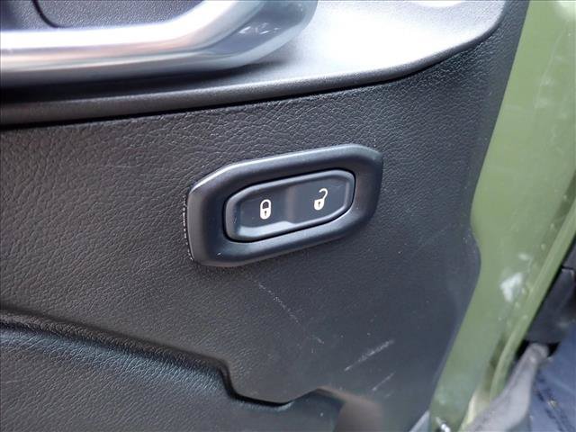 Used 2024 Jeep Wrangler Unlimited Rubicon 4xe w/ Safety Group AWD/4WD image 13