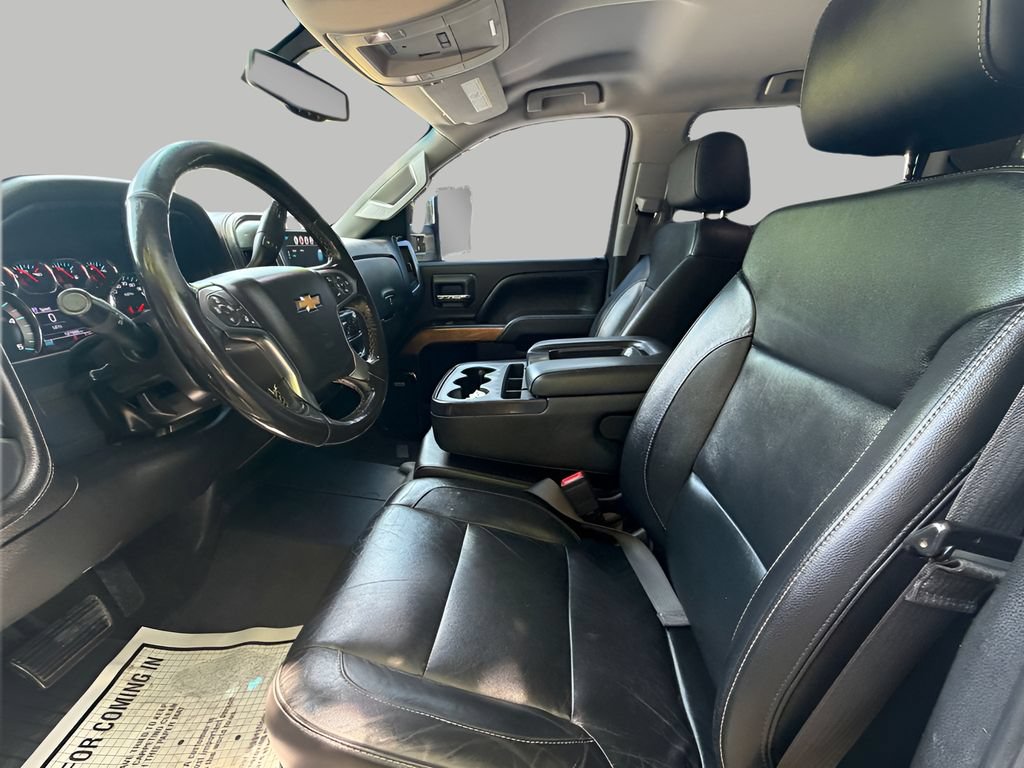 Used 2018 Chevrolet Silverado 2500 LTZ w/ Duramax Plus Package AWD/4WD image 17