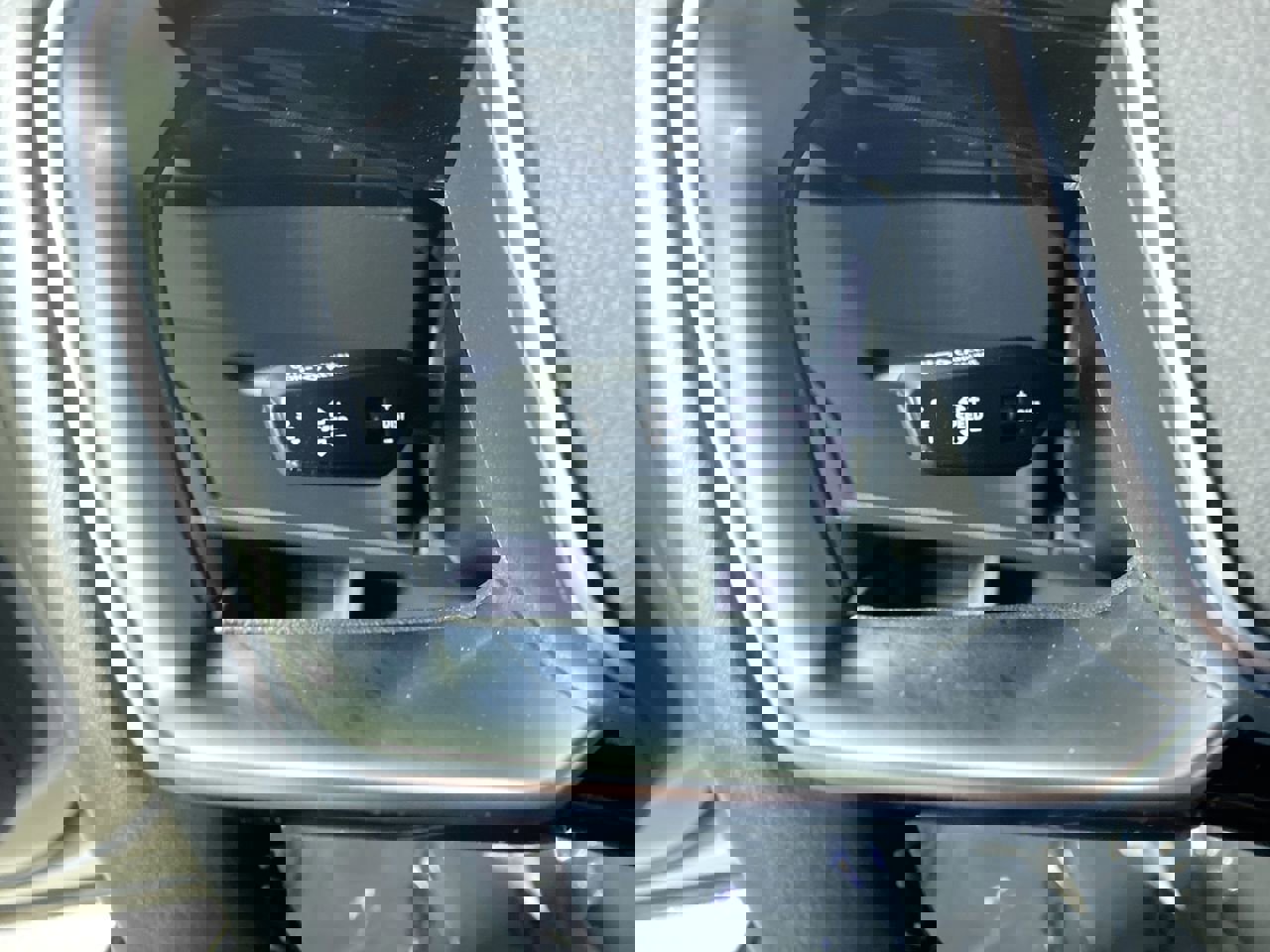 Certified 2021 Audi e-tron Premium w/ Convenience Plus Package image 15