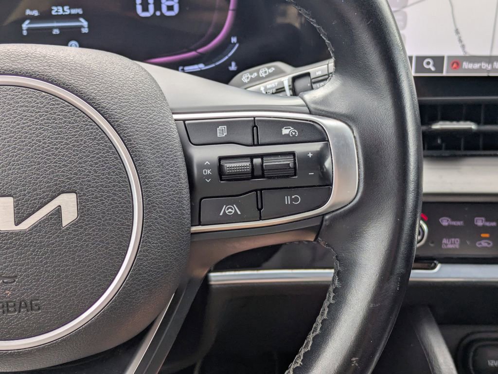 Used 2023 Kia Sportage EX image 17